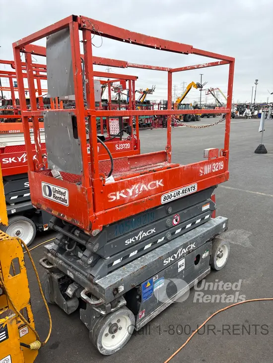 2016 Skyjack SJIII3219 Scissor Lift