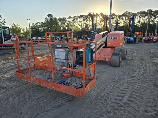 2017 JLG 400S Boom Lift