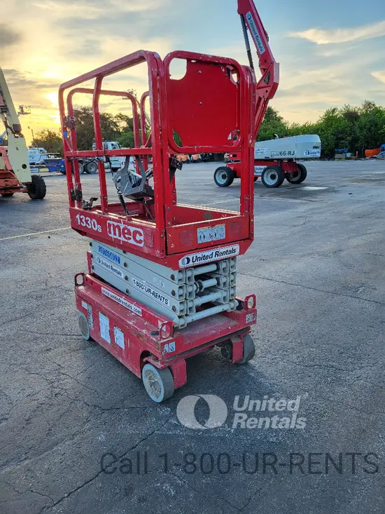 2018 MEC 1330SE Scissor Lift