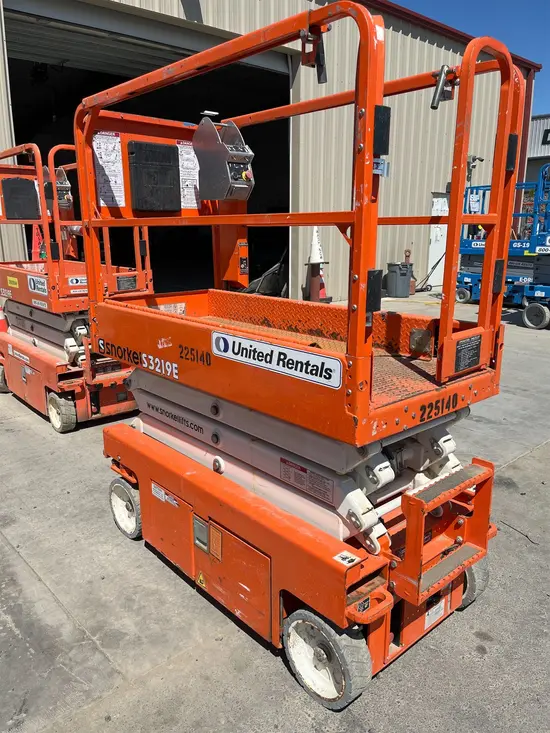 2019 Snorkel S3219E Scissor Lift