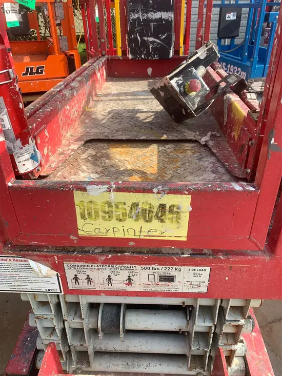 2019 MEC 1930SE Scissor Lift