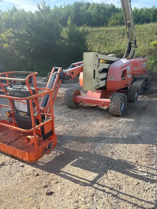 2016 JLG 450AJ Articulating Boom Lift