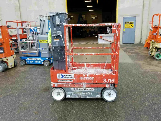 2013 Skyjack SJ16 Self-Propelled One-Person Lift