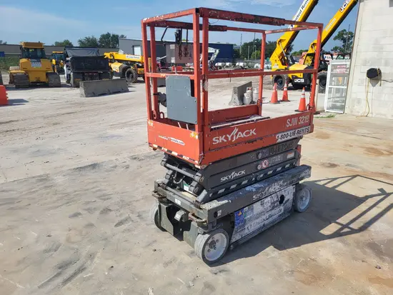 2016 Skyjack SJIII3219 Scissor Lift