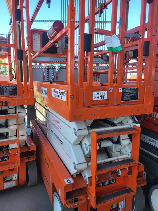 2019 Snorkel S3226E Scissor Lift
