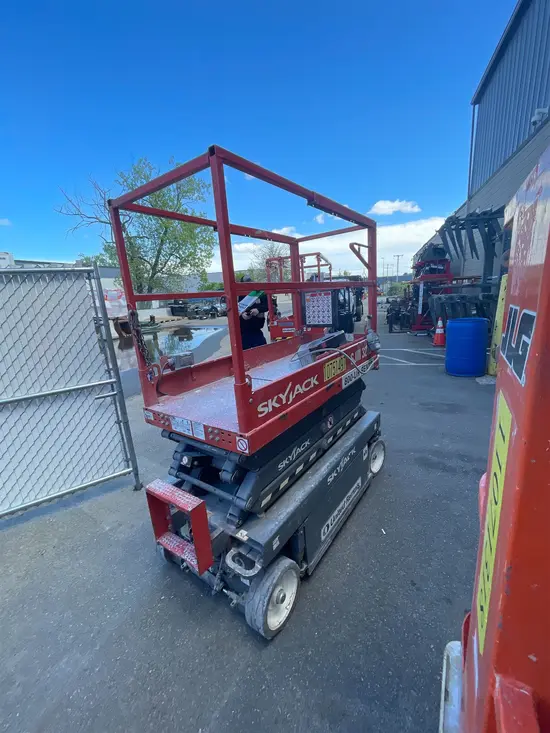 2018 Skyjack SJIII3219 Scissor Lift