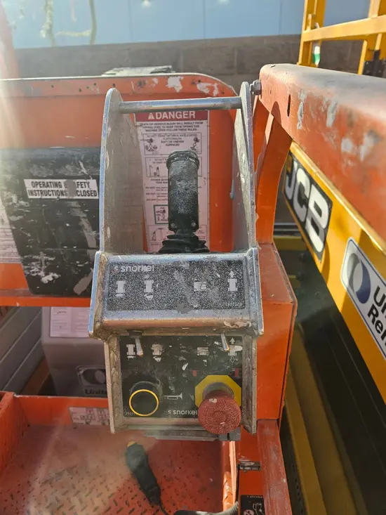 2019 Snorkel S3219E Scissor Lift