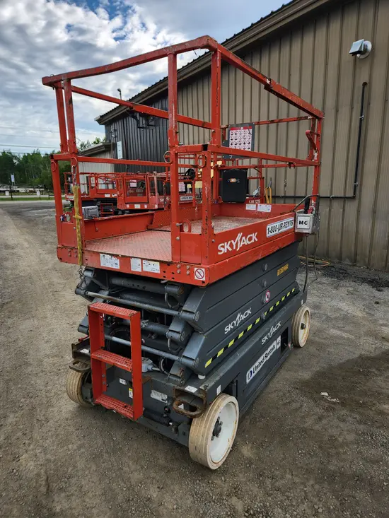 2017 Skyjack SJIII4632 Scissor Lift
