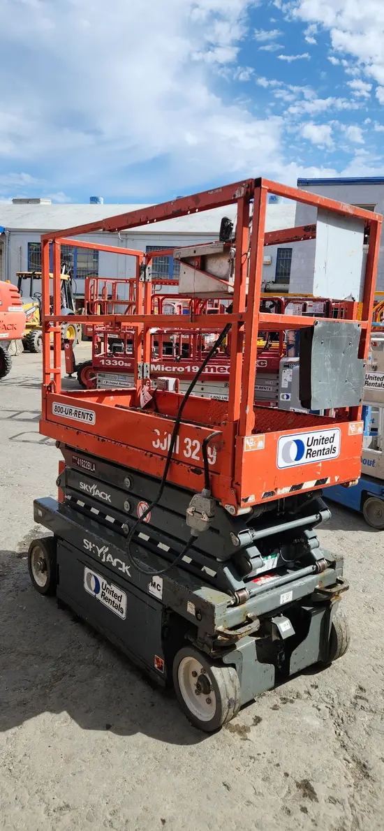 2017 Skyjack SJIII3219 Scissor Lift