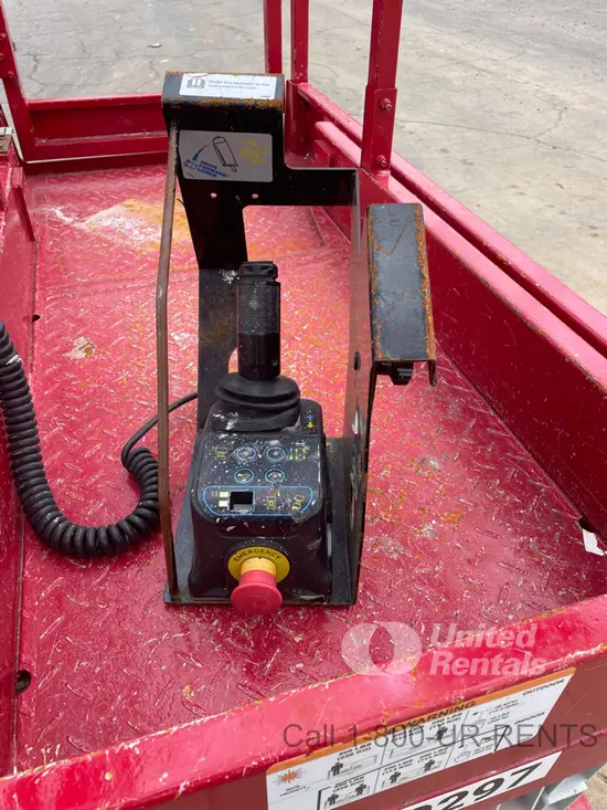2018 MEC MICRO 19 Scissor Lift