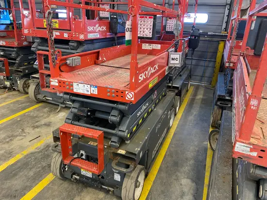 2017 Skyjack SJIII3219 Scissor Lift