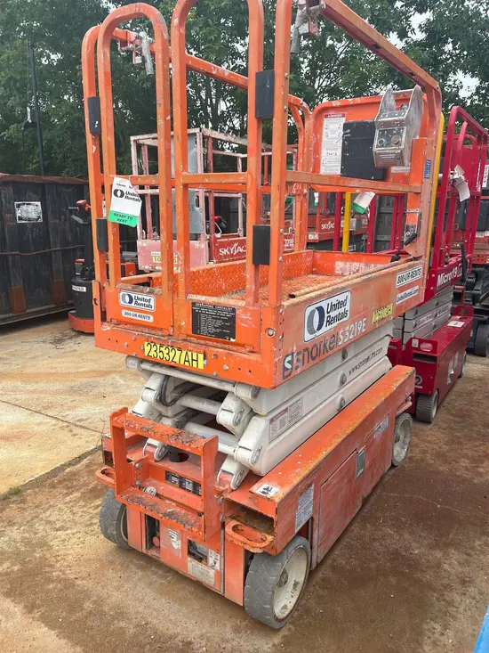2019 Snorkel S3219E Scissor Lift