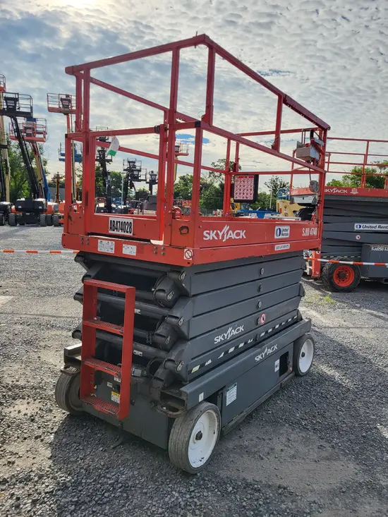 2018 Skyjack SJIII4740 Scissor Lift