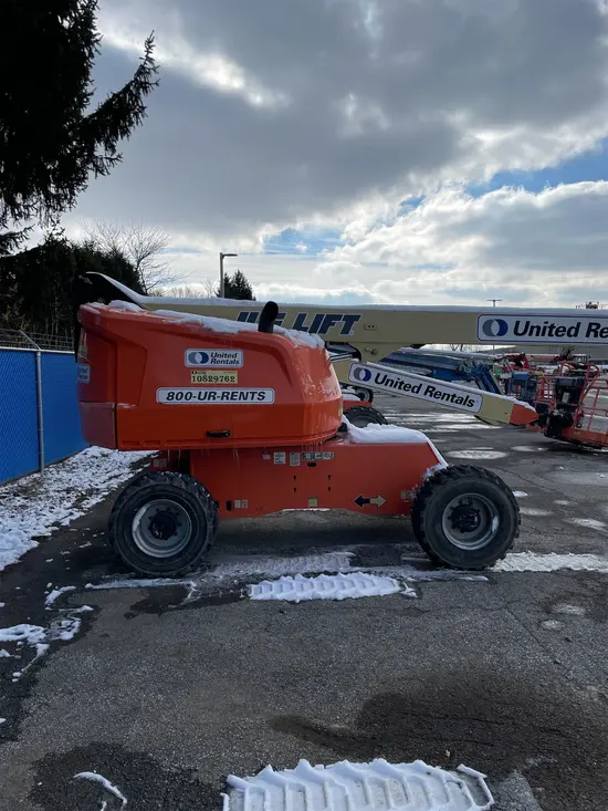 2018 JLG 460SJ Boom Lift