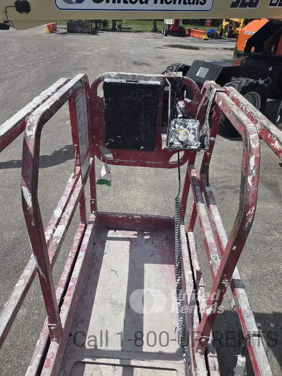 2017 MEC 1330SE Scissor Lift