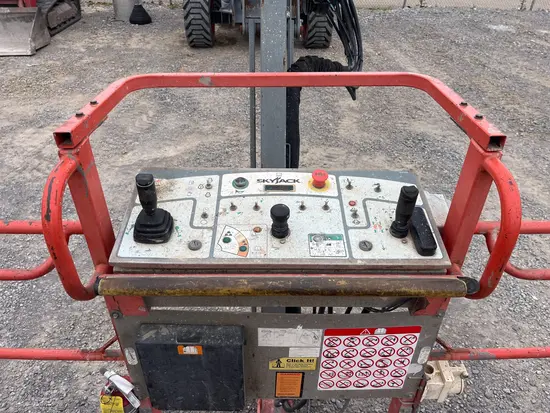 2018 Skyjack SJ85AJ Articulating Boom Lift