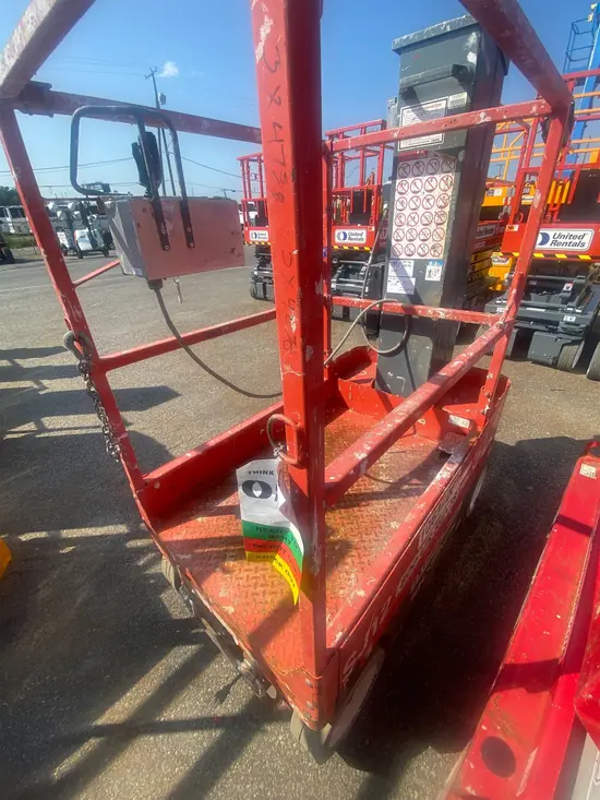 2017 Skyjack SJ12 Self-Propelled One-Person Lift