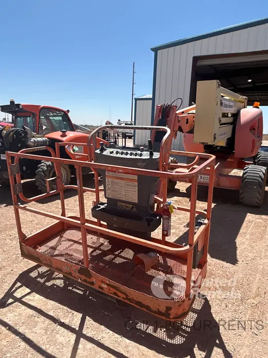 2013 JLG 450AJ Articulating Boom Lift