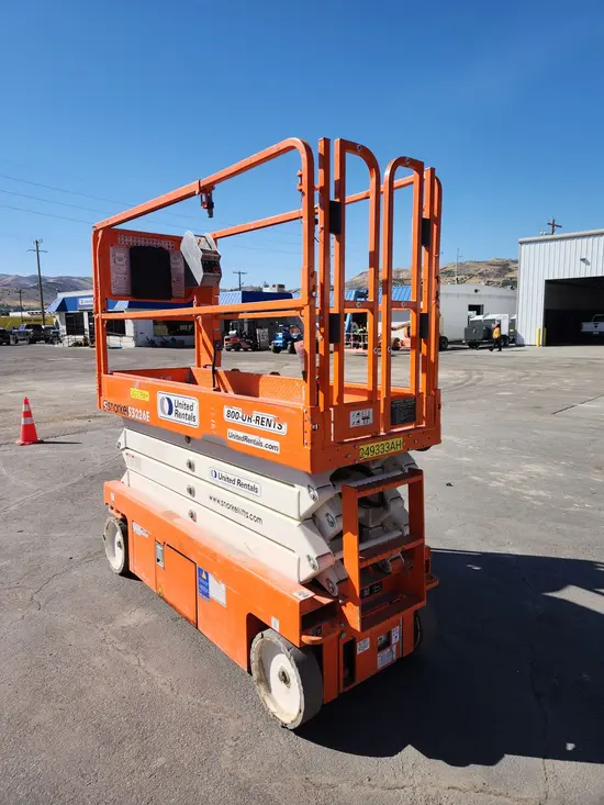 2020 Snorkel S3226E Scissor Lift
