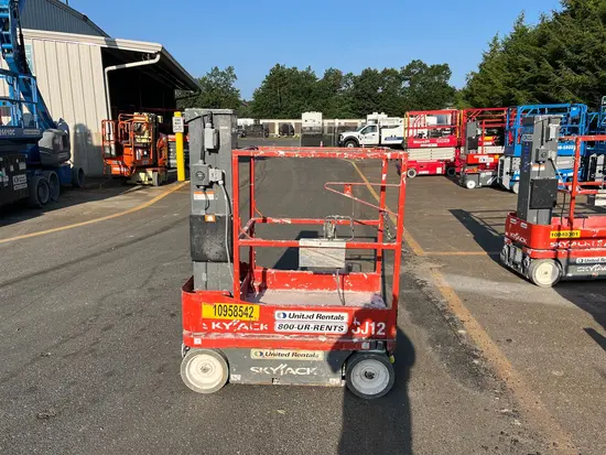 2019 Skyjack SJ12 Self-Propelled One-Person Lift