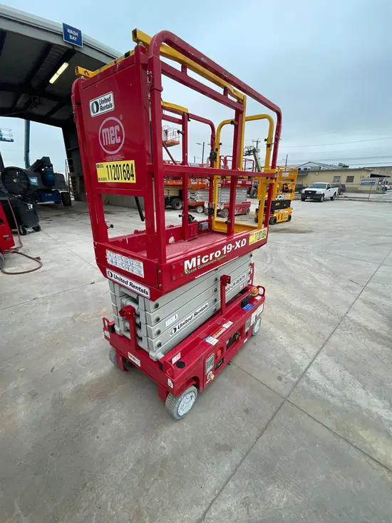 2021 MEC MICRO 19-XD Scissor Lift