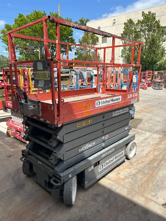 2017 Skyjack SJIII4740 Scissor Lift