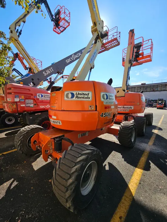 2015 JLG 450AJ Articulating Boom Lift