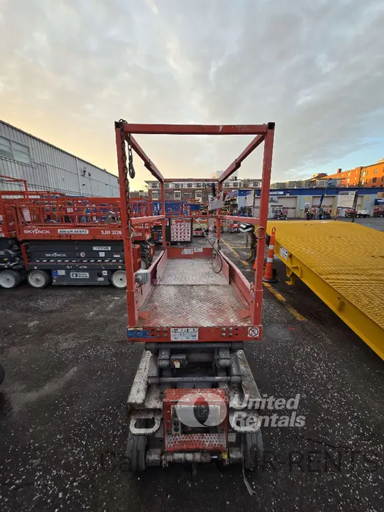 2018 Skyjack SJIII3219 Scissor Lift