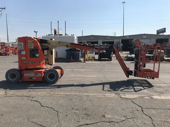 2016 JLG E300AJP Articulating Boom Lift