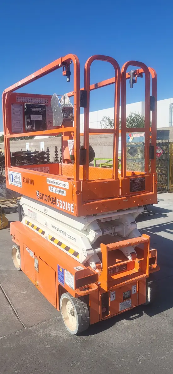 2019 Snorkel S3219E Scissor Lift