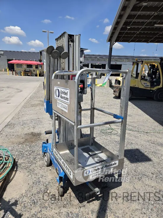 2020 Genie AWP-30SDC Pusharound Lift