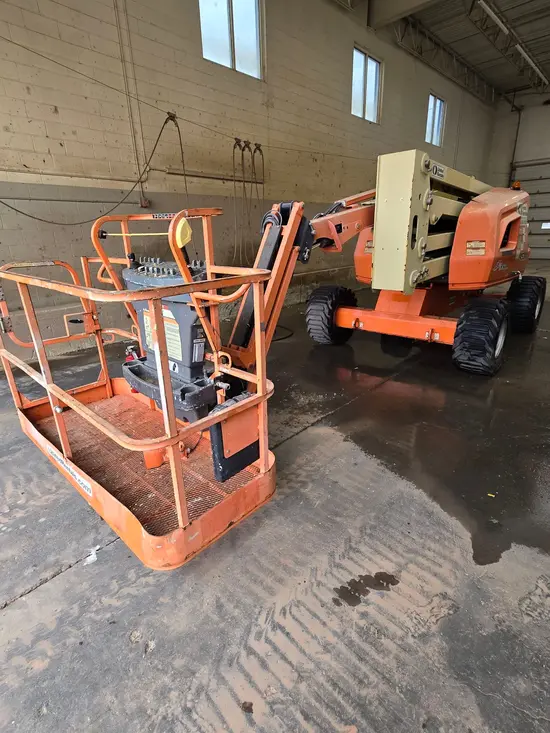 2016 JLG 450AJ Articulating Boom Lift
