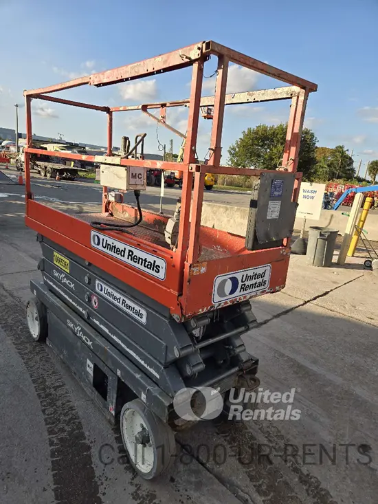 2017 Skyjack SJIII3226 Scissor Lift
