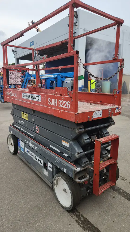 2018 Skyjack SJIII3226 Scissor Lift