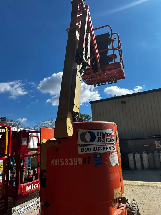 2012 JLG E300AJP Articulating Boom Lift