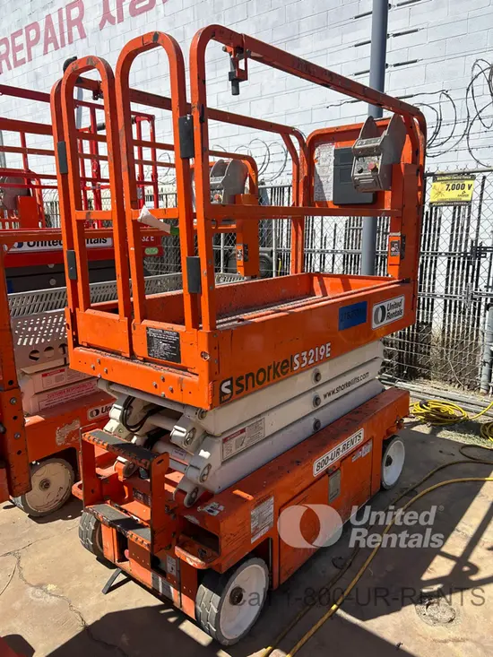 2018 Snorkel S3219E Scissor Lift