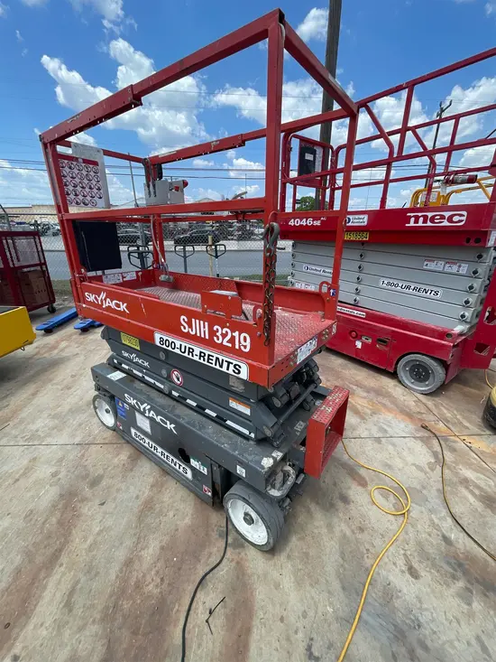 2018 Skyjack SJIII3219 Scissor Lift