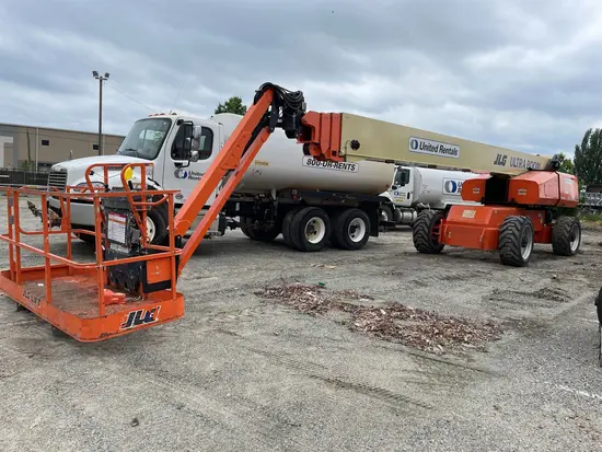 2011 JLG 1350SJP Boom Lift