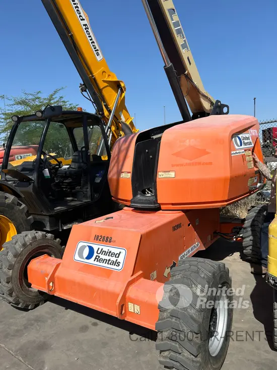 2017 JLG 400S Boom Lift