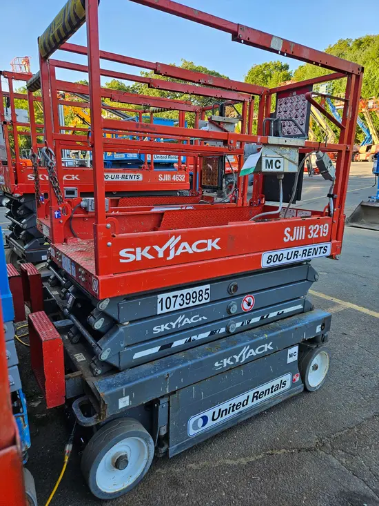2018 Skyjack SJIII3219 Scissor Lift