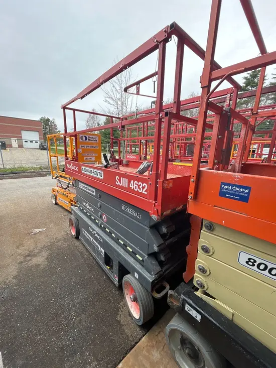 2017 Skyjack SJIII4632 Scissor Lift