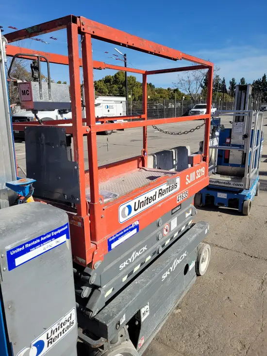 2017 Skyjack SJIII3219 Scissor Lift