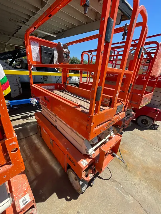 2019 Snorkel S3219E Scissor Lift