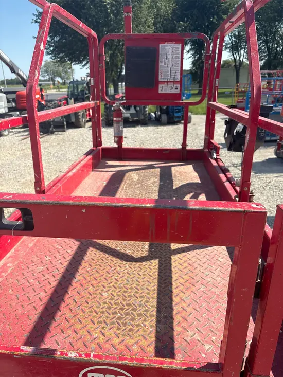 2018 MEC 4046SE Scissor Lift