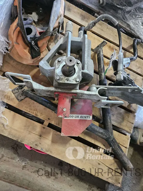 2018 VICTAULIC VE272 Flange Spreaders and Crimping