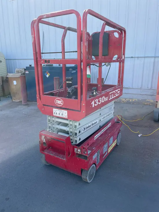 2018 MEC 1330SE Scissor Lift