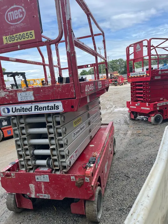 2019 MEC 4046SE Scissor Lift
