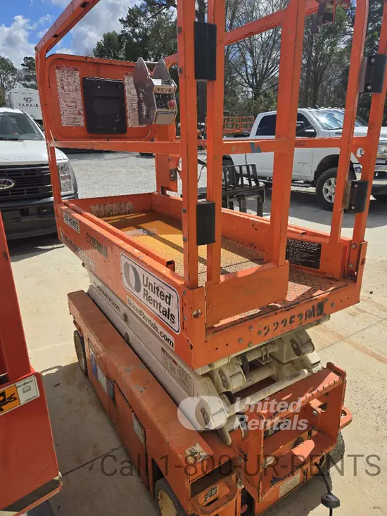 2019 Snorkel S3219E Scissor Lift