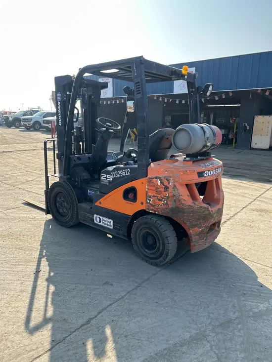 2021 Doosan G25P-7DF Warehouse Forklift