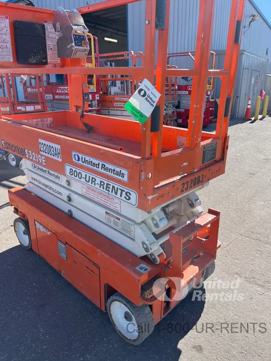 2019 Snorkel S3219E Scissor Lift